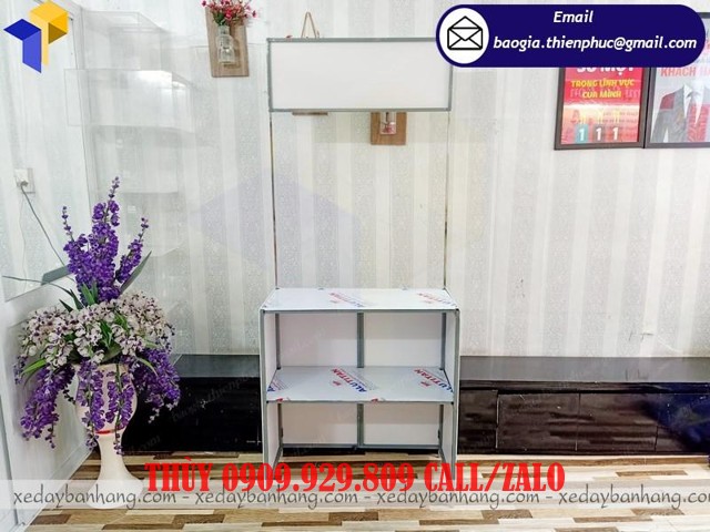 booth sắt lắp ráp