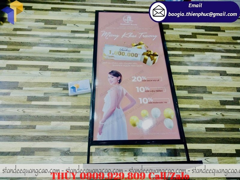 báo giá standee sọt fomat hai mặt