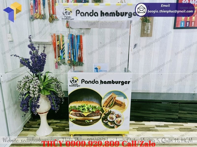 booth lắp ráp bán bánh mì hamburger