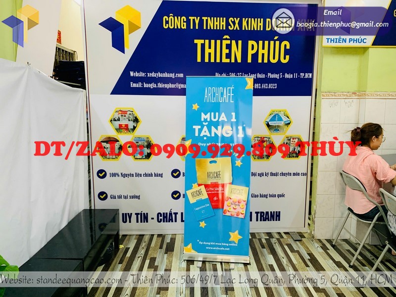 Chân standee cuốn nhôm