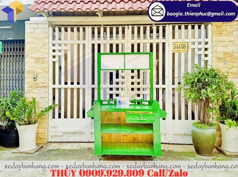 mua tủ gỗ bán nước ép sinh tố