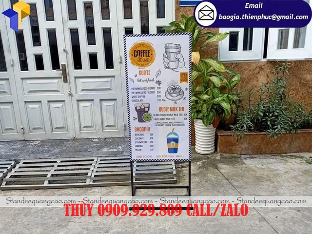 standee hai mặt giá rẻ