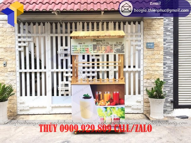xe bán nước ép sinh tố